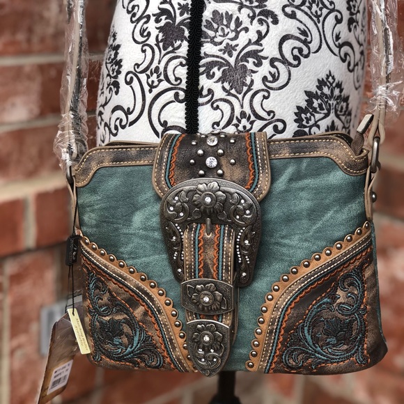 Montana West Handbags - Montana West Buckle Collection Crossbody